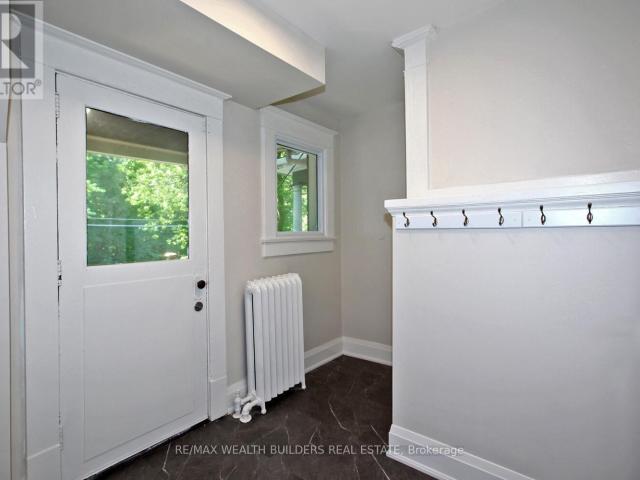 apartment at B 163 PARKSIDE DRIVE, Toronto, Ontario, M6P2G3