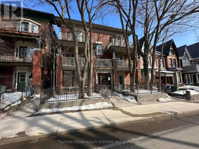 apartment at B 237 DOVERCOURT ROAD, Toronto, Ontario, M6S3G5