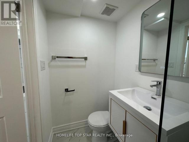 apartment at BACHELOR 38 CARTIER CRESCENT, Richmond Hill, Ontario, L4C2N2