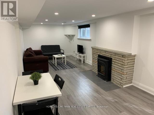 apartment at BASEMENT – 106 HOLCOLM ROAD