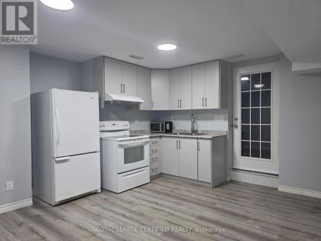 apartment at BASEMENT 100 CHASE CRESCENT, Cambridge, Ontario, N3C0C5