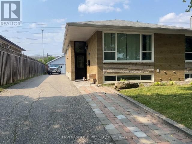 apartment at BASEMENT 126 RANGOON ROAD, Toronto, Ontario, M9C4P2