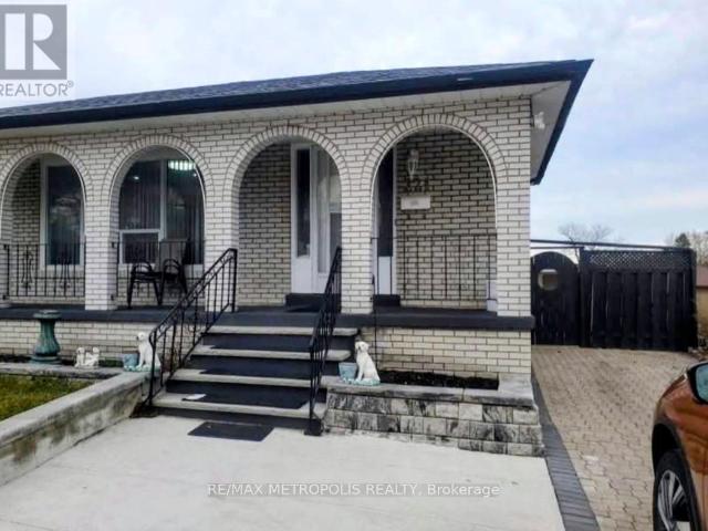 apartment at BASEMENT 221 BEECHGROVE DRIVE, Toronto, Ontario, M1E3Z7