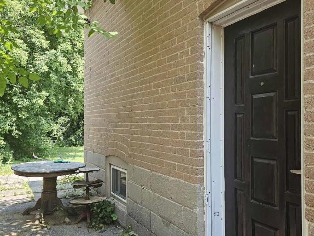 apartment at BASEMENT 222 PATRICIA AVENUE, Toronto, Ontario, M2M1J5