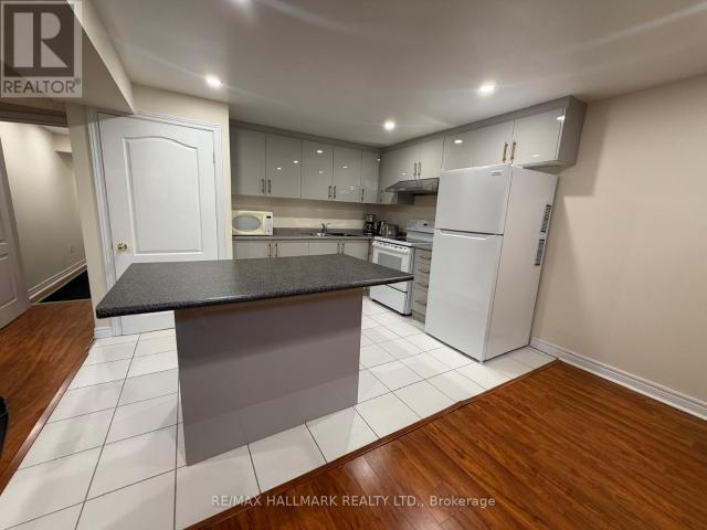apartment at BASEMENT – 307 WELDRICK ROAD E