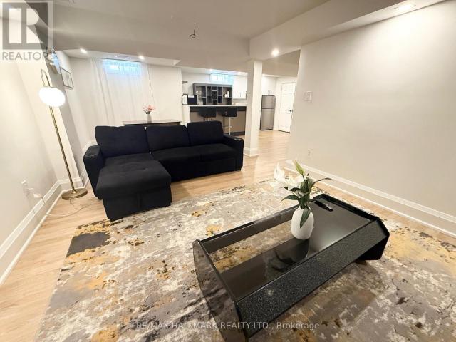 apartment at BASEMENT 7 CHARING CRESCENT, Aurora, Ontario, L4G6P4
