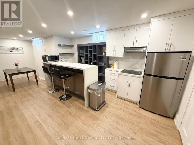 apartment at BASEMENT 7 CHARING CRESCENT, Aurora, Ontario, L4G6P4