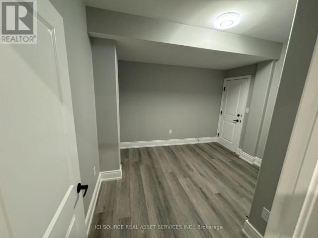 apartment at BASEMENT 453 THORNBORROW COURT, Milton, Ontario, L9E1T4