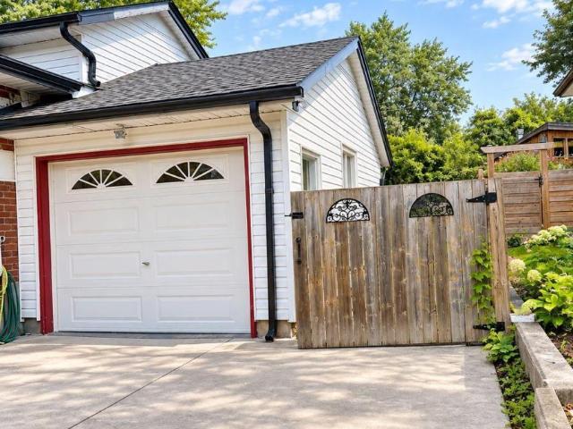 apartment at BASEMENT 46 WAYNE DRIVE, Kitchener, Ontario, N2A1M2
