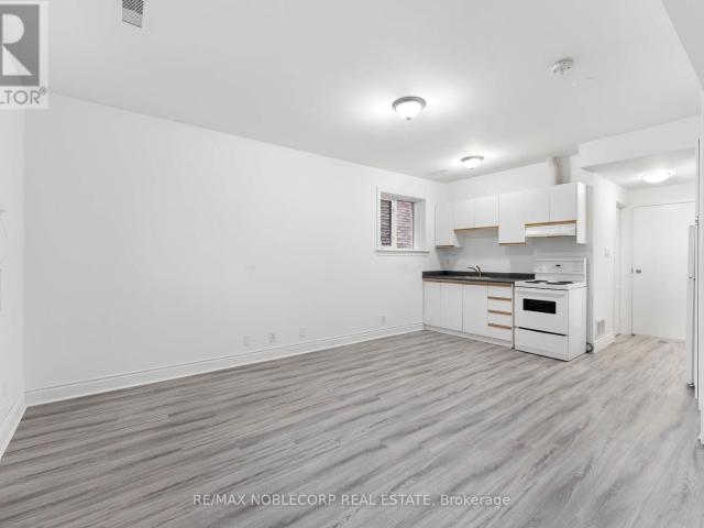 apartment at BASEMENT 67 FLORENCE CRESCENT, Toronto, Ontario, M6N4E8