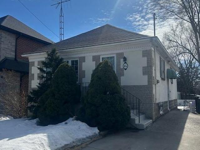 apartment at BASEMENT – 6 HIAWATHA PARKWAY