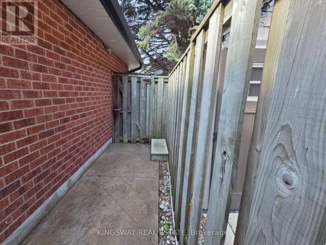 apartment at BASEMENT APT 1756 BRIDEWELL COURT, Mississauga, Ontario, L5L3R7