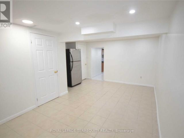 apartment at BSMNT 111 CARONIA SQUARE, Toronto, Ontario, M1B2Z9