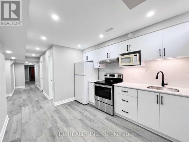 apartment at BSMT 43 PORTAGE AVENUE, Richmond Hill, Ontario, L4E2Z5