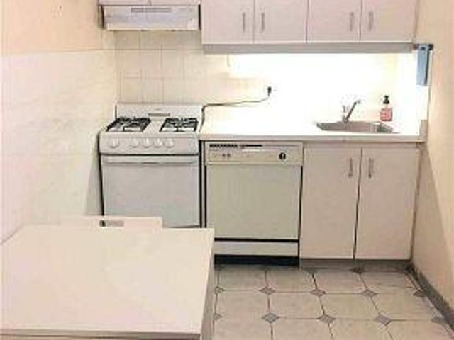 apartment at BSMT 44 BELLEVUE AVENUE, Toronto, Ontario, M5T2M4