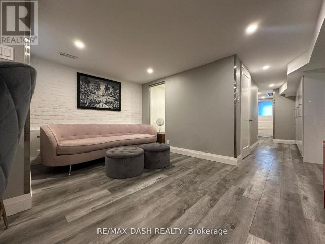 apartment at BSMT – 725 PALMERSTON AVENUE W