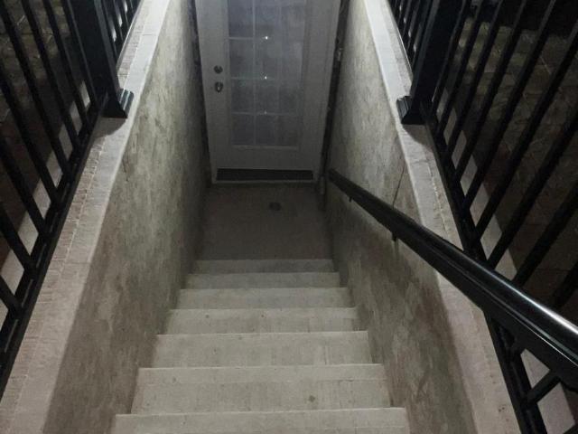 apartment at BSMT 8 EVANWOOD CRESCENT, Brampton, Ontario, L6X0P8