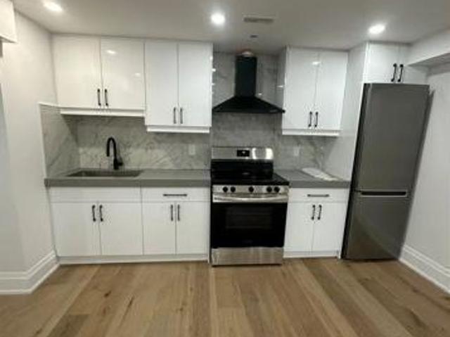 apartment at BSMT 12 KEMANO ROAD, Aurora, Ontario, L4G2Y1