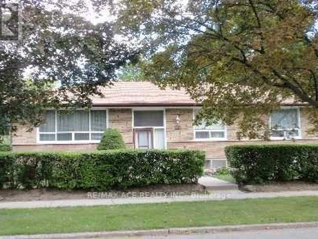 apartment at BSMT 133 MEADOWBANK ROAD, Toronto, Ontario, M9B5E2