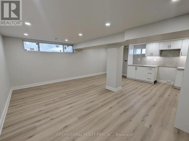 apartment at BSMT 198 CHERRYWOOD DRIVE, Newmarket, Ontario, L3Y2X8