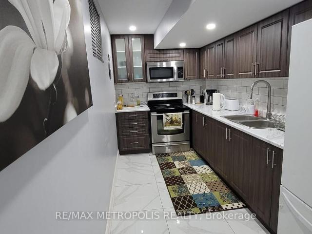 apartment at BSMT 1 DESERT GARDEN DRIVE, Brampton, Ontario, L7A4M4
