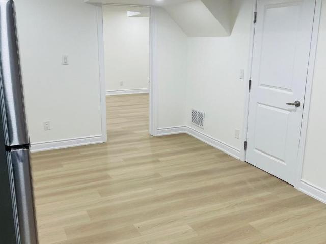 apartment at BSMT 1 2341 CANONRIDGE CIRCLE, Oakville, Ontario, L6M4T9