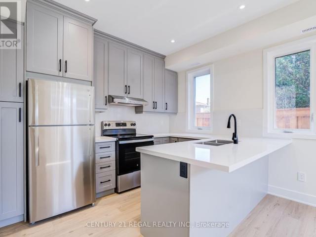 apartment at GARDEN SUITE 171 GAMMA STREET, Toronto, Ontario, M8W4G3