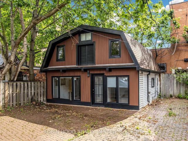 apartment at GARDEN SUITE – 8 LAXTON AVENUE