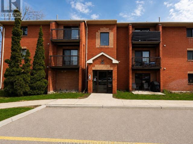 apartment at F8 171 EDGEHILL DRIVE, Barrie, Ontario, L4N1L9