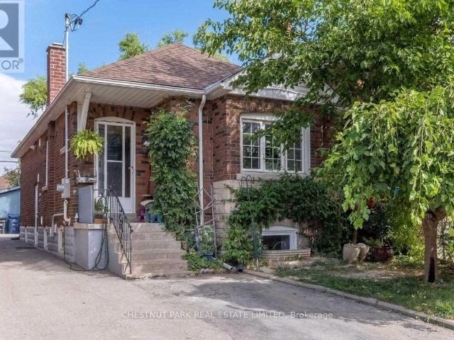 apartment at LOWER 110 LIVINGSTONE AVENUE, Toronto, Ontario, M6E2L8