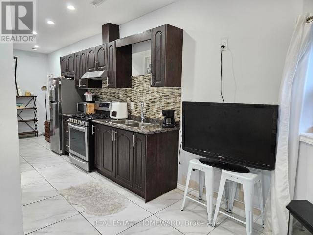 apartment at LOWER – 141 COXWELL AVENUE