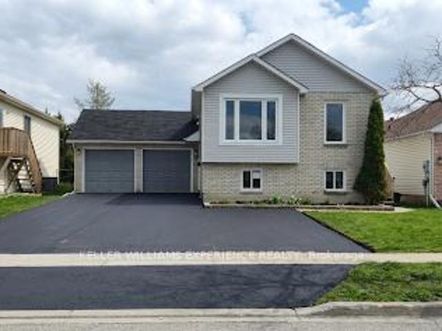 apartment at LOWER 16 HERRELL AVENUE, Barrie, Ontario, L4N6T5