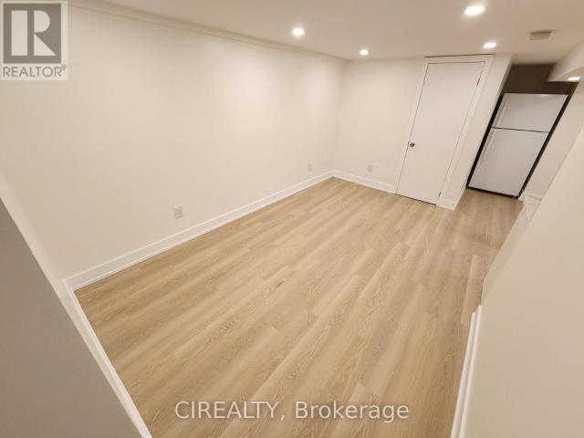 apartment at LOWER 188 CHERRYWOOD DRIVE, Newmarket, Ontario, L3Y2X8