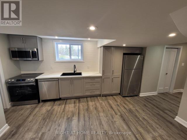 apartment at LOWER 205 CARDINAL STREET, Barrie, Ontario, L4M6G8