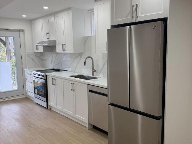 apartment at LOWER 2271 WHITEWOOD CRESCENT, Innisfil, Ontario, L9S2B1