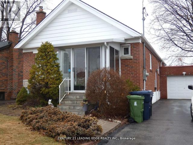 apartment at LOWER 26 SCOTSWOOD ROAD, Toronto, Ontario, M1R3N2