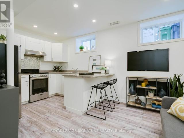 apartment at LOWER 27 COLERIDGE AVENUE, Toronto, Ontario, M4C4H4
