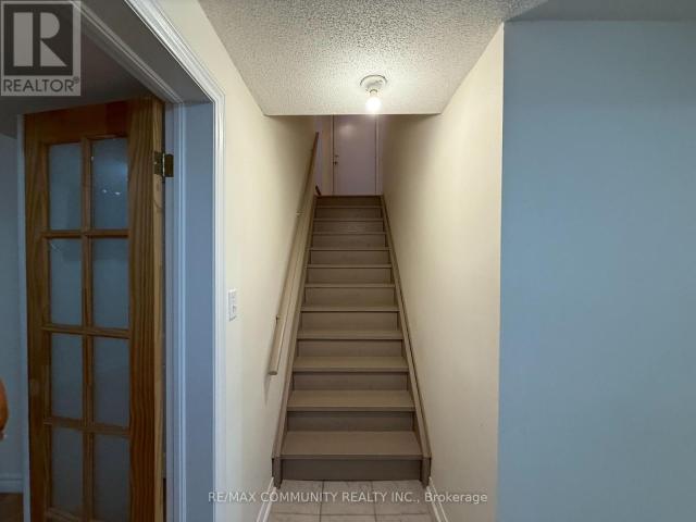 apartment at LOWER 27 BOBOLINK AVENUE, Toronto, Ontario, M1X1Y6