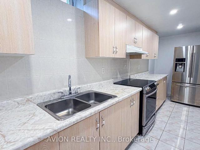 apartment at LOWER 2 BUTE COURT, Vaughan, Ontario, L6A1P3
