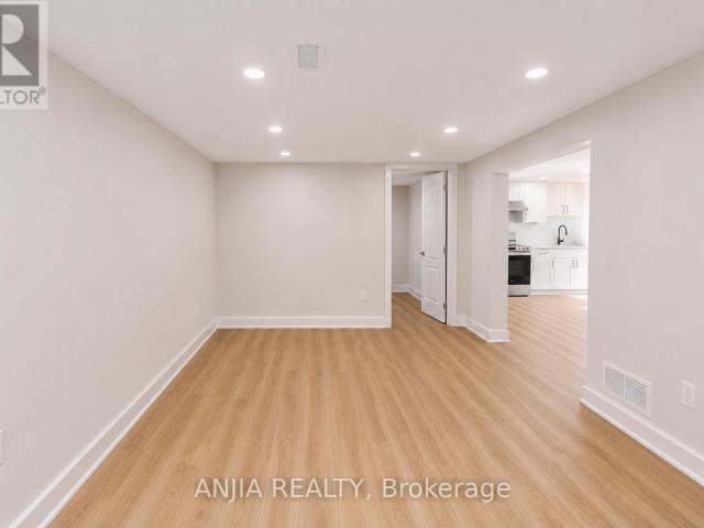 apartment at LOWER 31 SHIPPIGAN CRESCENT, Toronto, Ontario, M2J2G1