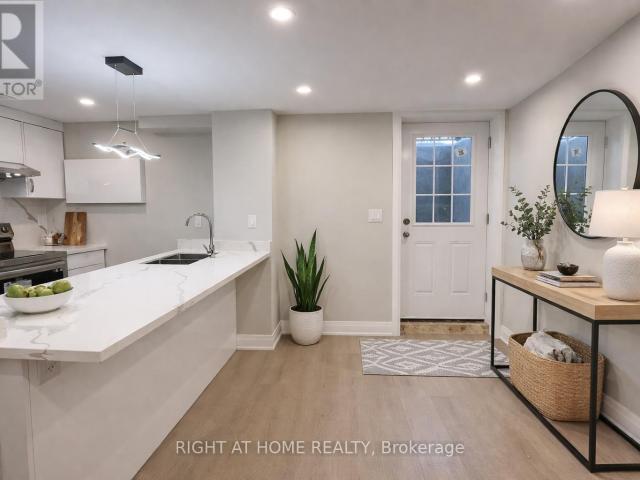 apartment at LOWER 3551 AUTUMNLEAF CRESCENT, Mississauga, Ontario, L5L1K6