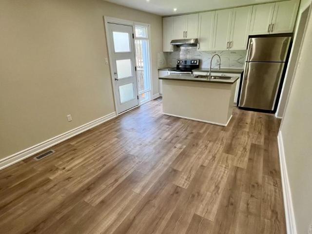 apartment at LOWER 36 SPRY AVENUE, Clarington, Ontario, L1C3T5