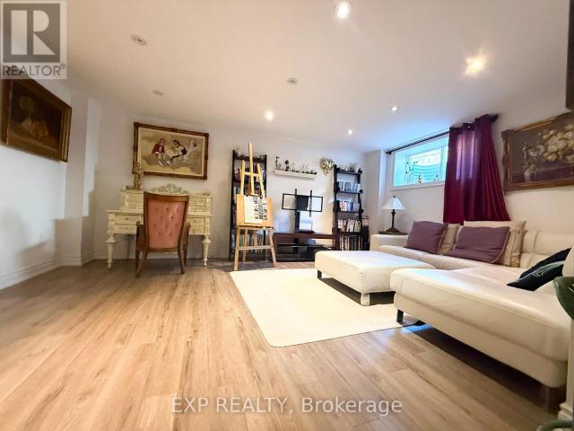 apartment at LOWER 39 SHAMOKIN DRIVE, Toronto, Ontario, M3A3H9