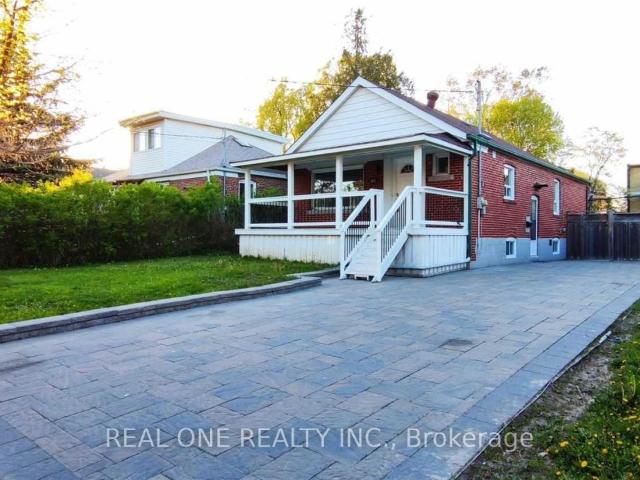 apartment at LOWER 42 CADILLAC AVENUE, Toronto, Ontario, M3H1S2