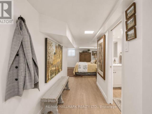 apartment at LOWER 43 STANHOPE AVENUE, Toronto, Ontario, M4K3N4