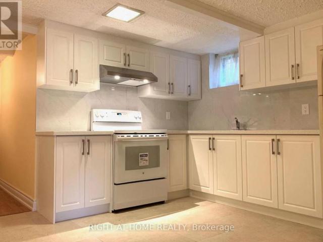 apartment at LOWER 51 WILKINSON DRIVE, Toronto, Ontario, M2J3Z6