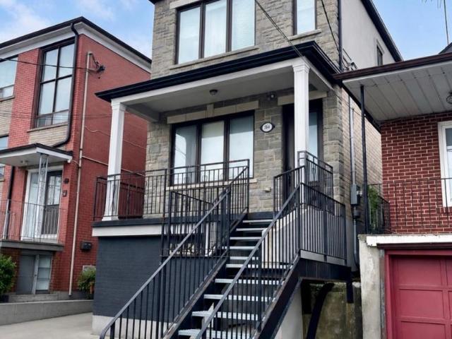 apartment at LOWER 564 BLACKTHORN AVENUE, Toronto, Ontario, M6M3C8