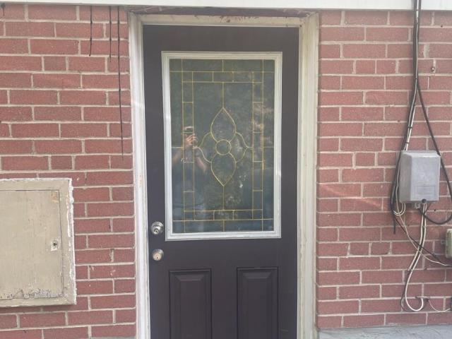apartment at LOWER 61 AURORA HEIGHTS DRIVE, Aurora, Ontario, L4G2W6