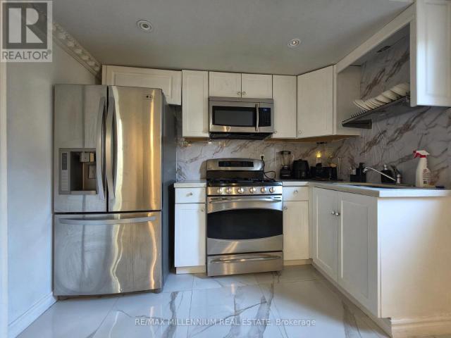 apartment at LOWER 66 OVERLORD CRESCENT, Toronto, Ontario, M1B4P2