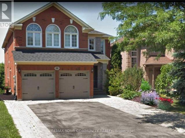 apartment at LOWER LEVEL 88 PINNACLE TRAIL, Aurora, Ontario, L4G7G6